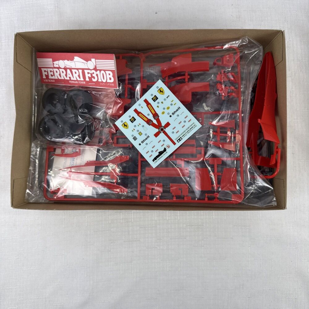 Tamiya 1:20 Ferrari F310B Model Kit Made in Japan - Picture 6 of 7